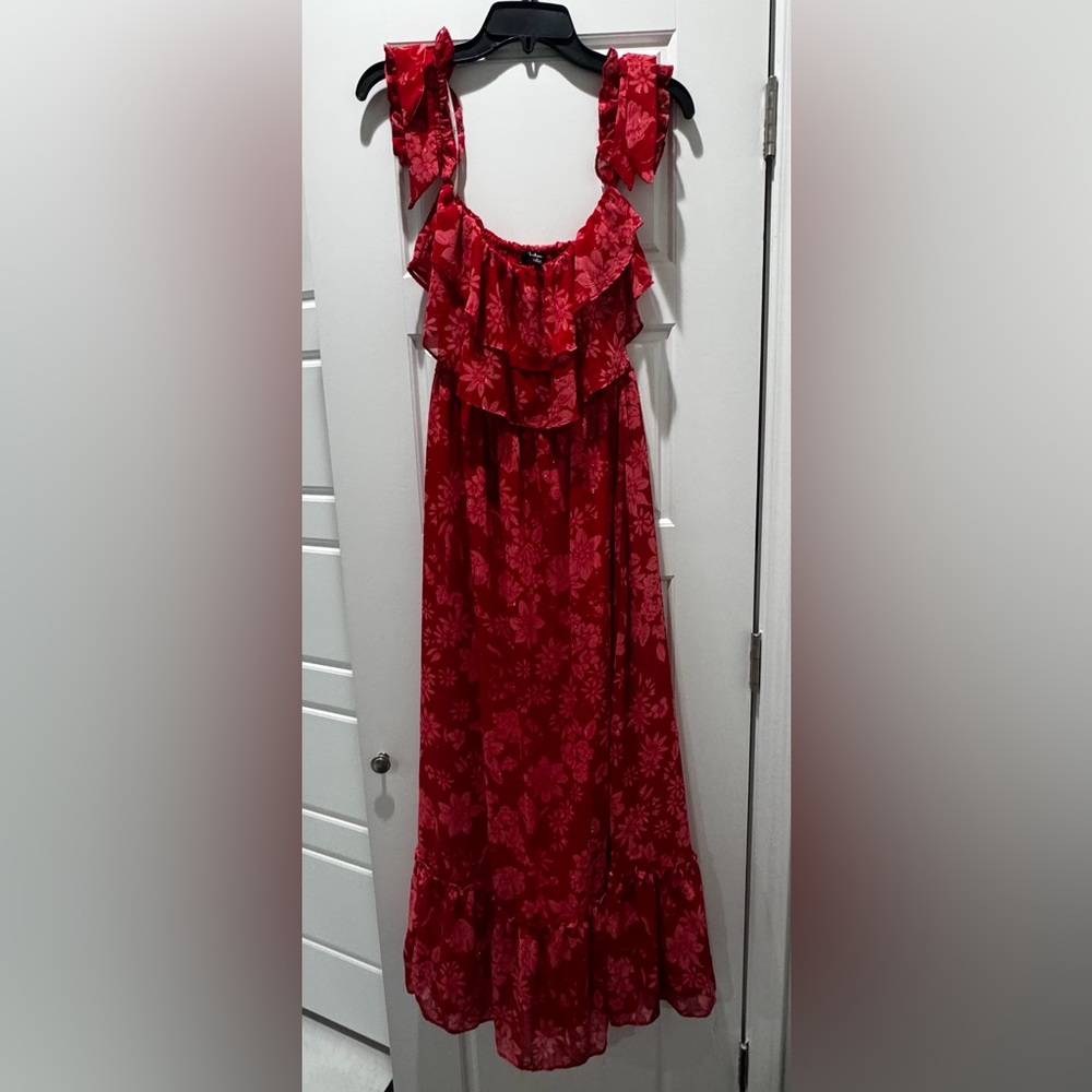 🌸 Lulus Red Floral Ruffle Maxi Dress - Picture 3 of 5